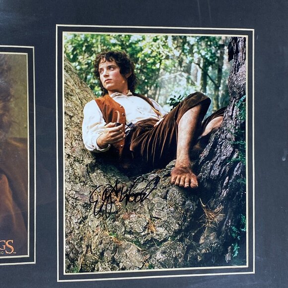 Signed W/ Authentcity Cert Elijah Wood Lord Of The Rings Froto Autograph - Picture 3 of 5